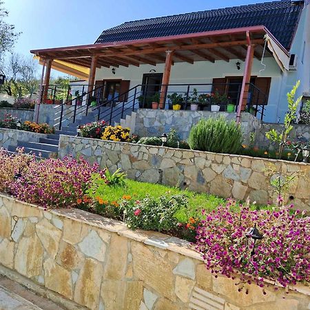 Villa Sana Rooms Permet Exterior photo