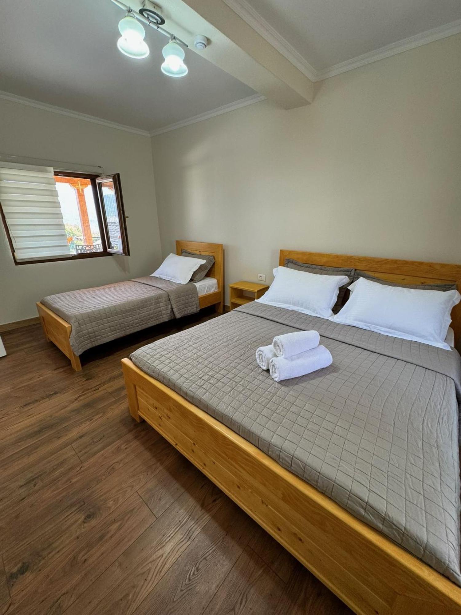 Villa Sana Rooms Permet Exterior photo