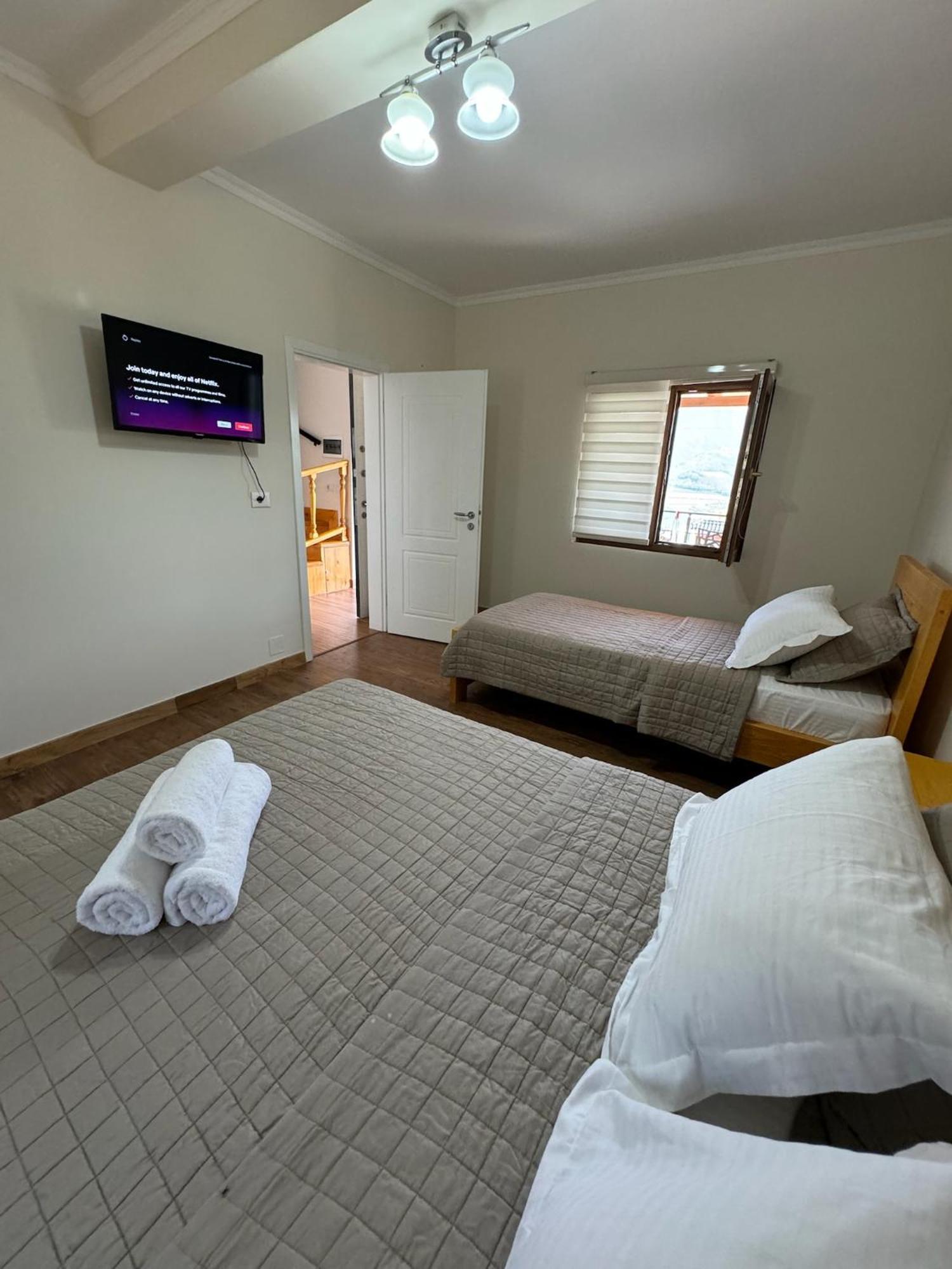 Villa Sana Rooms Permet Exterior photo