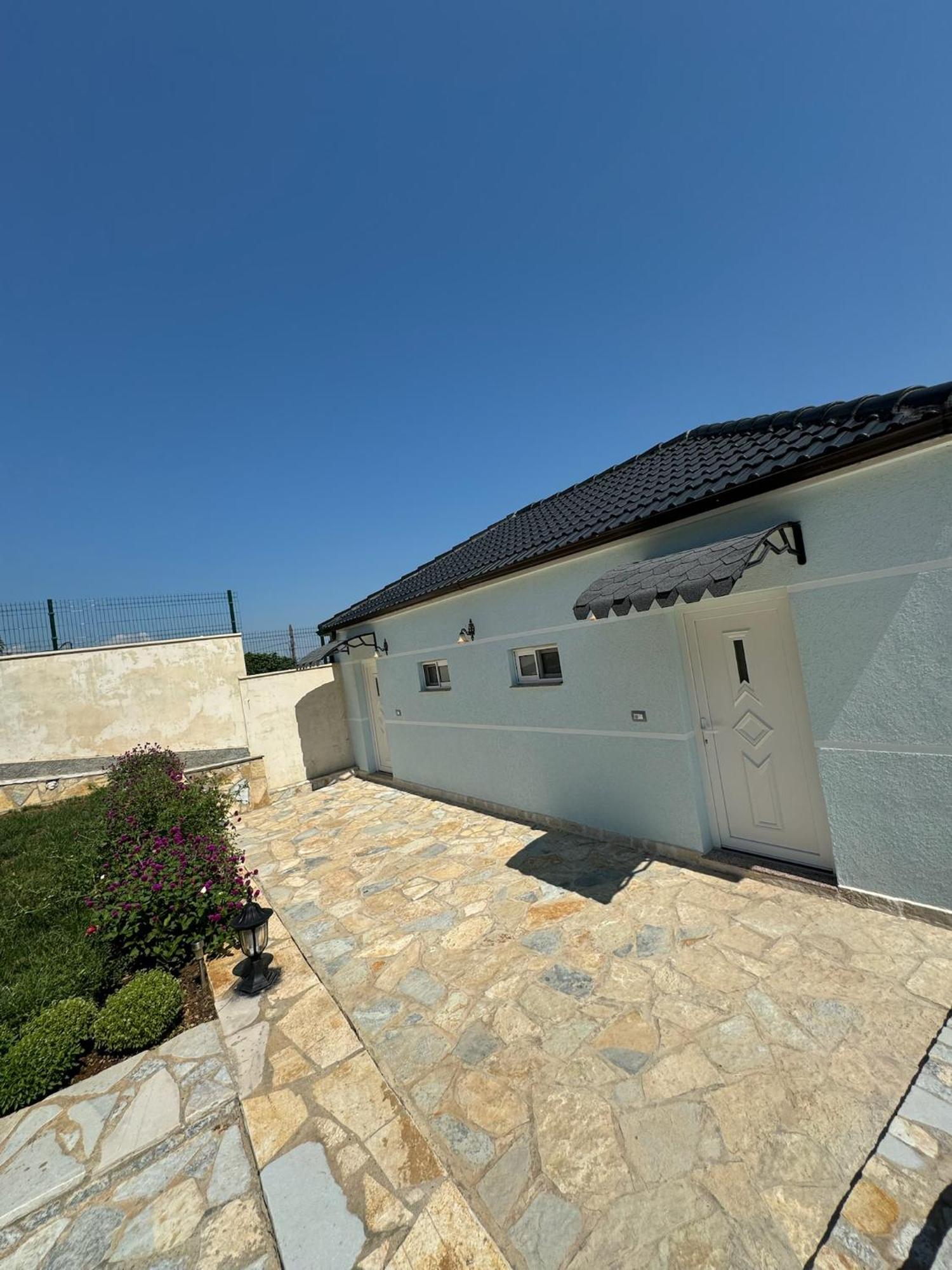 Villa Sana Rooms Permet Exterior photo