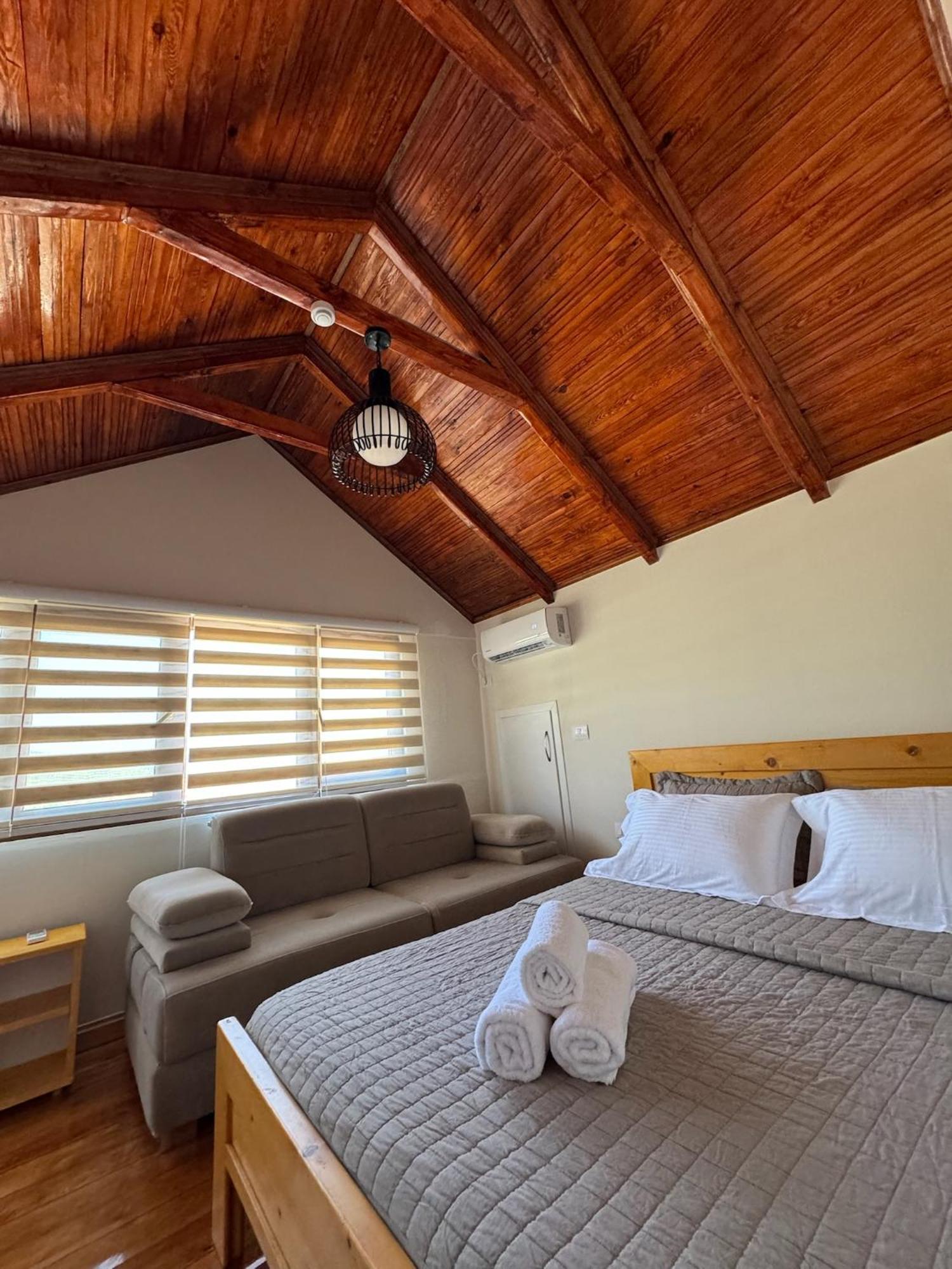 Villa Sana Rooms Permet Exterior photo