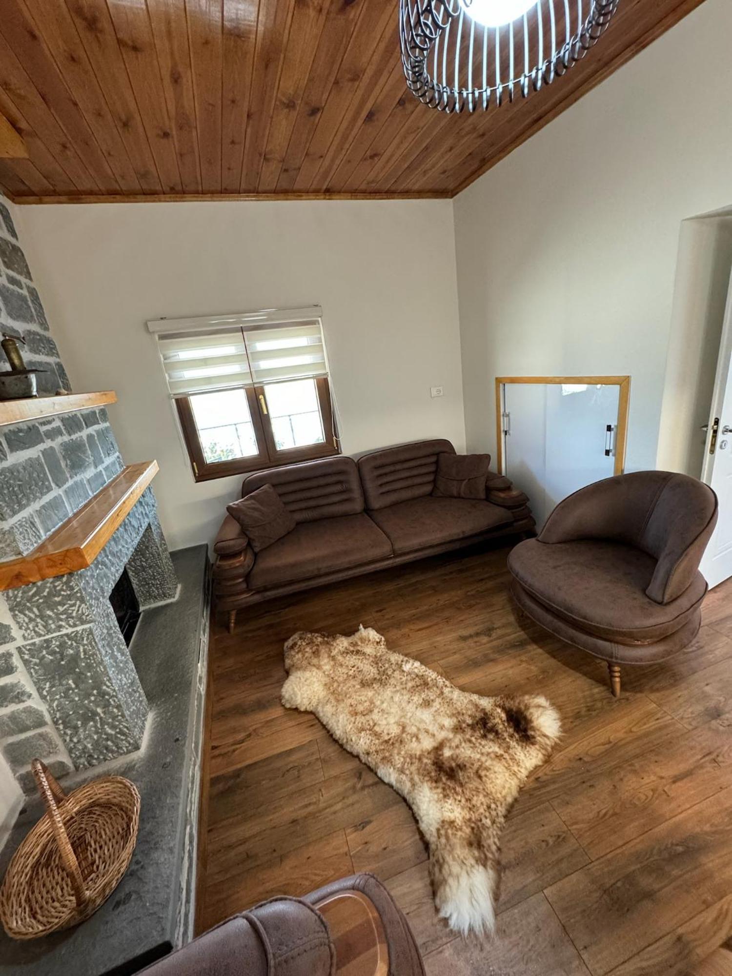 Villa Sana Rooms Permet Exterior photo