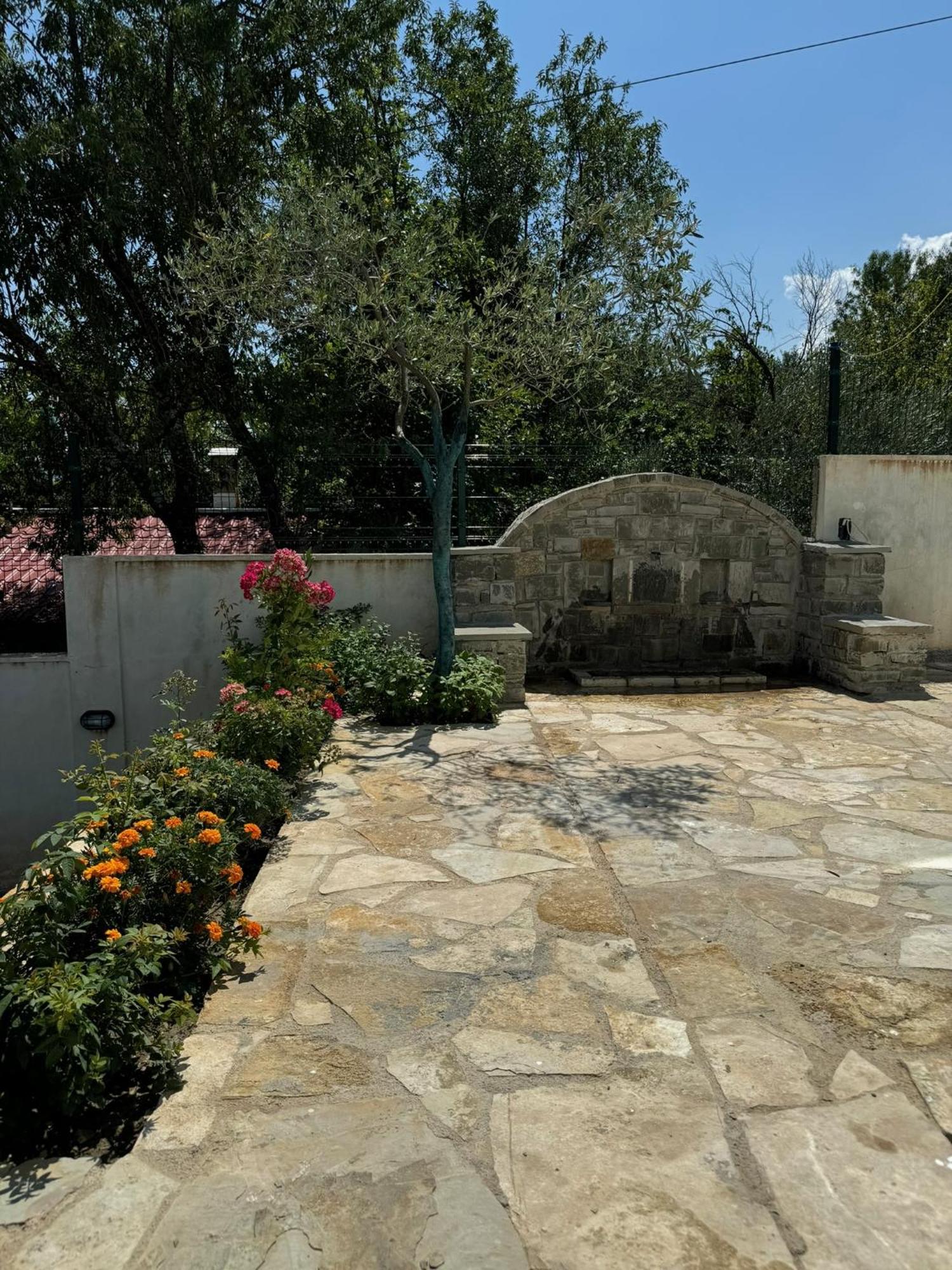 Villa Sana Rooms Permet Exterior photo