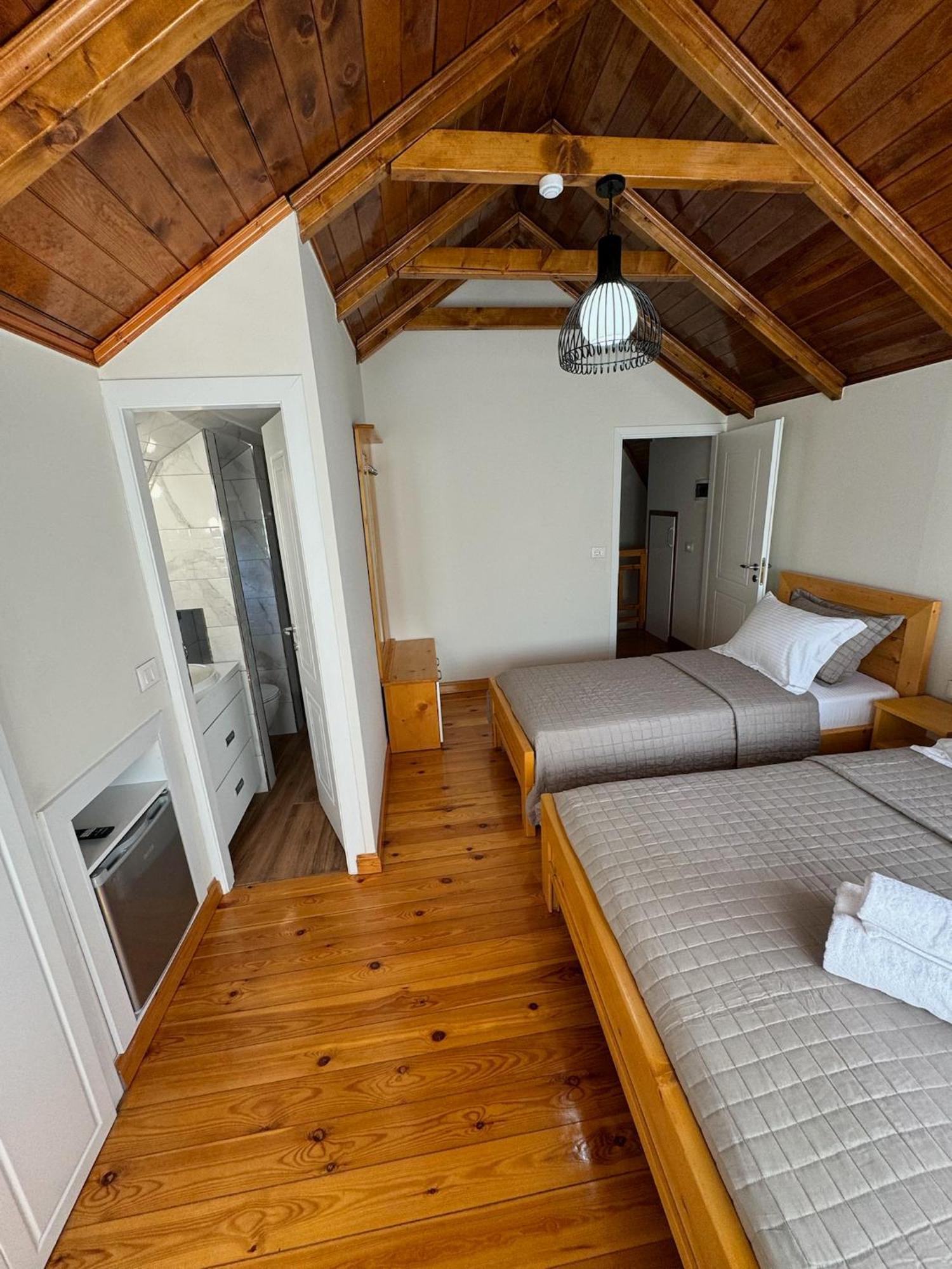 Villa Sana Rooms Permet Exterior photo